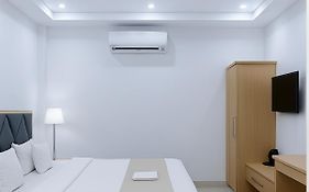 Hotel Bramhaputra Near New Delhi Railway Station And Rk Ashram Metro Station